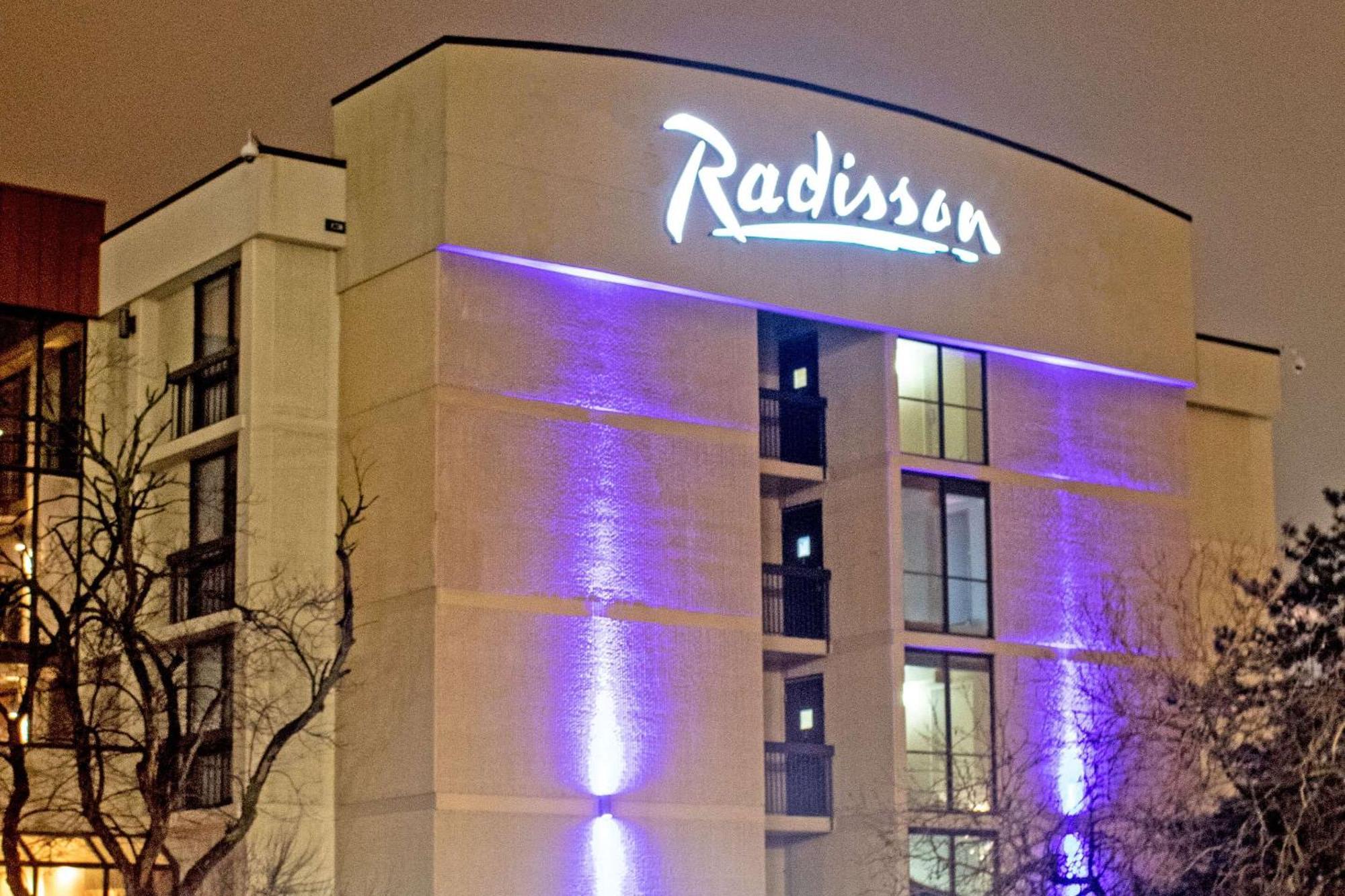 Radisson Hotel Lenexa Overland Park Екстер'єр фото