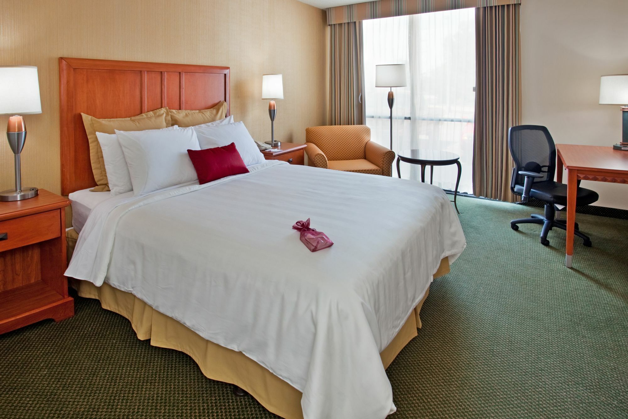 Radisson Hotel Lenexa Overland Park Екстер'єр фото