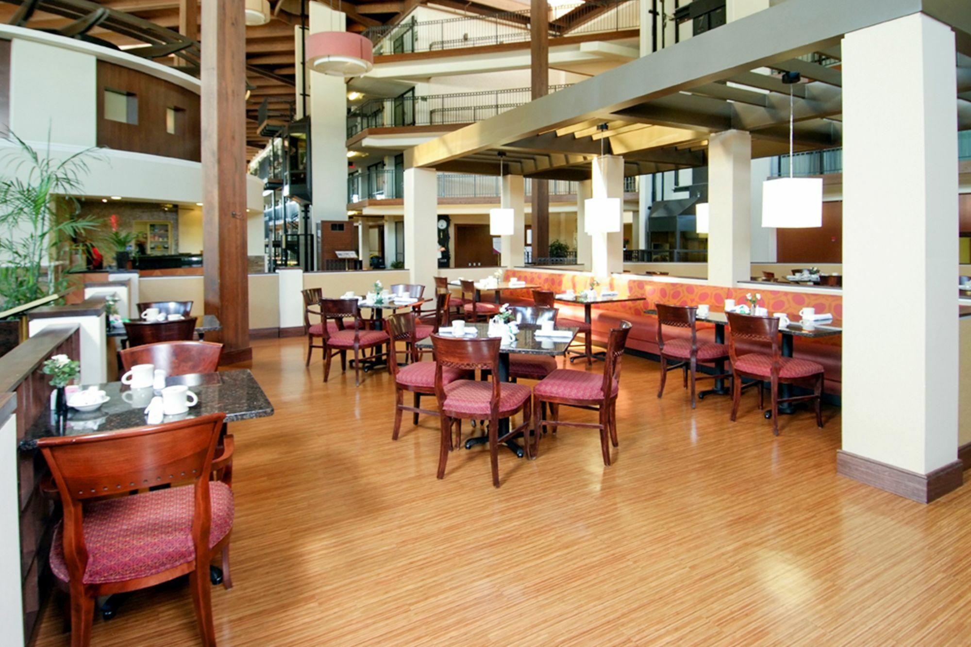 Radisson Hotel Lenexa Overland Park Екстер'єр фото