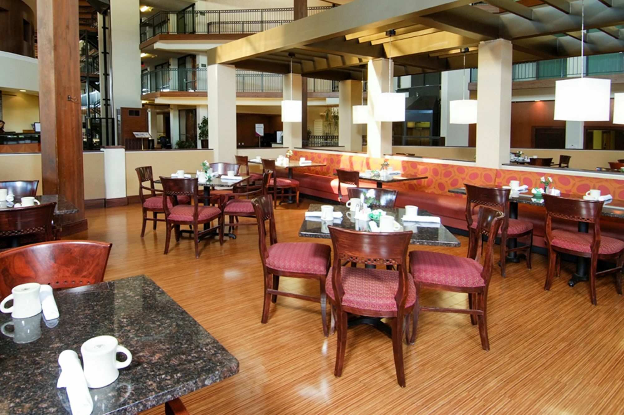Radisson Hotel Lenexa Overland Park Екстер'єр фото