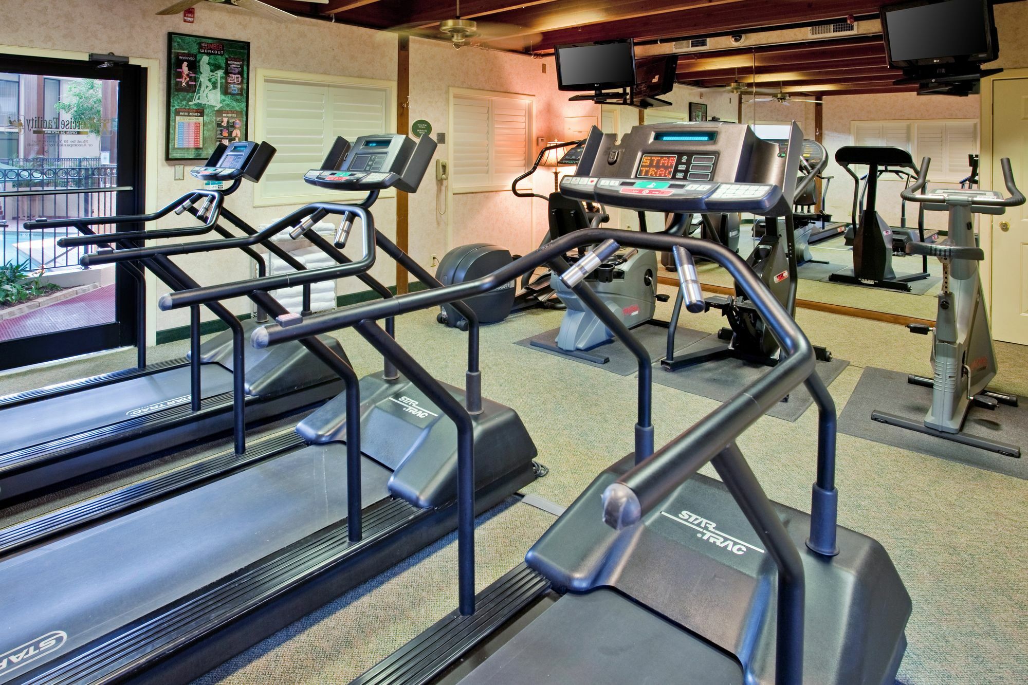 Radisson Hotel Lenexa Overland Park Екстер'єр фото